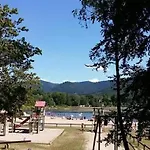 La Sur L'etang Alpesi faház *
