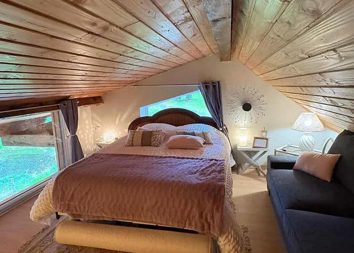 La Sur L'etang * Étival-Clairefontaine